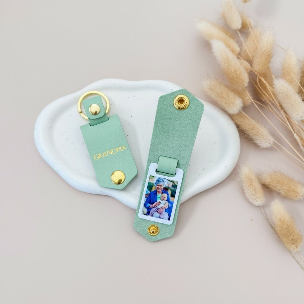 Personalised Photo Keyring for Grandma, Mother's day Birthday Christmas Gift for Her. PU Leather Keychain