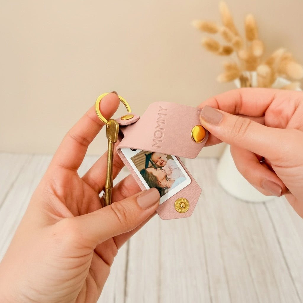 Personalised Photo Keyring for Mommy, Mother's day Birthday Gift for Her. Pink PU Leather Keychain