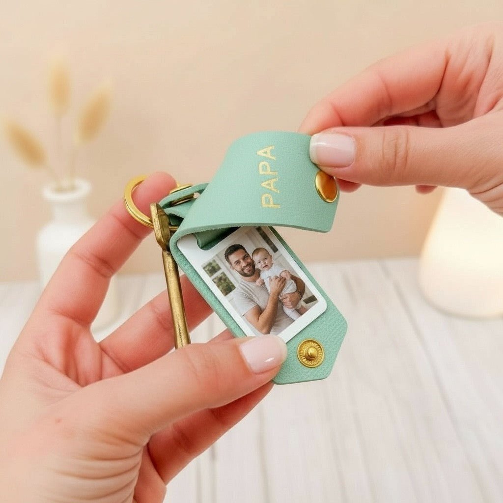 Personalised Photo Keyring for Papa, Father's day Birthday Christmas Gift for Him. PU Leather Keychain