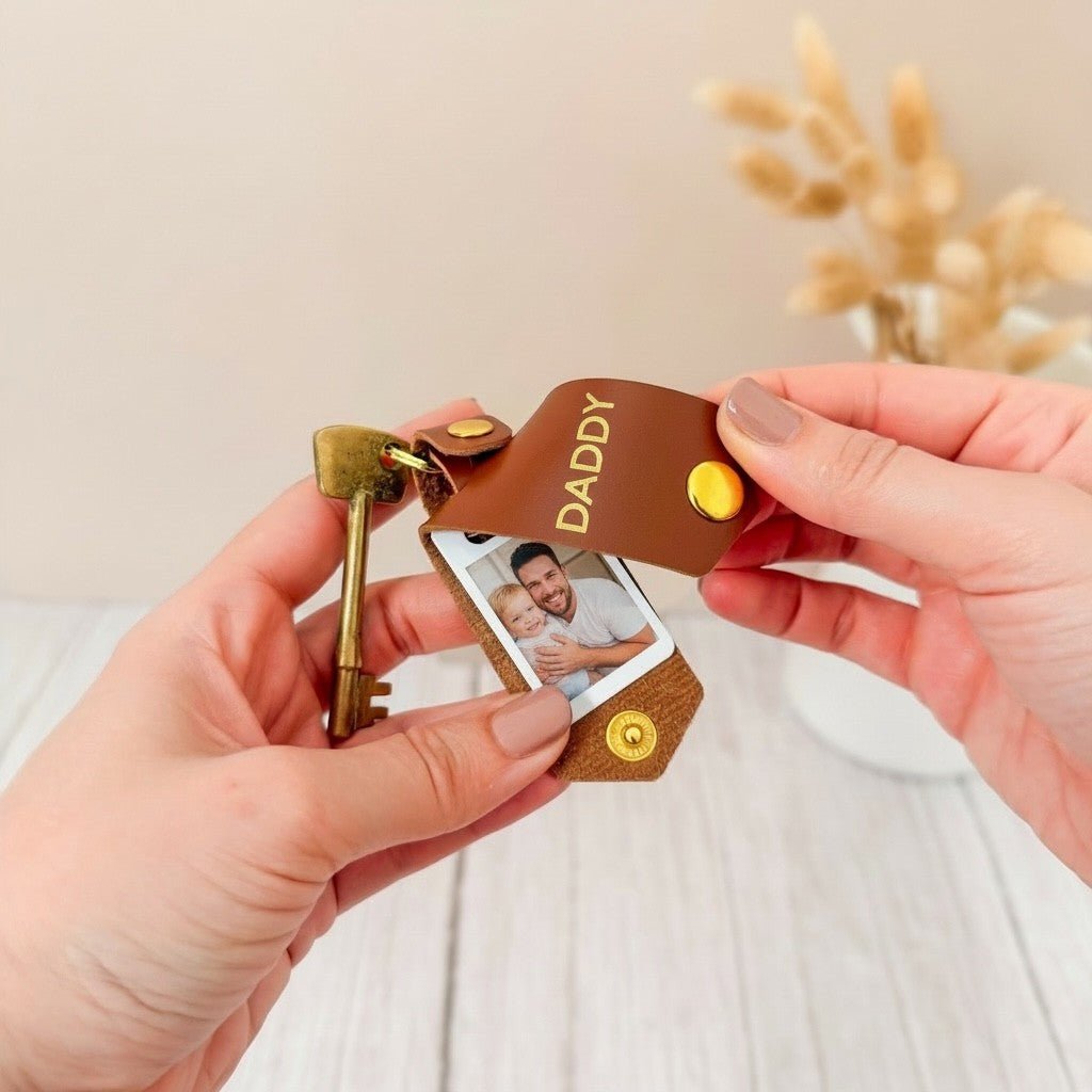 Photo Keyring for Daddy, Father's day Birthday Gift for Him. Brown PU Leather Keychain