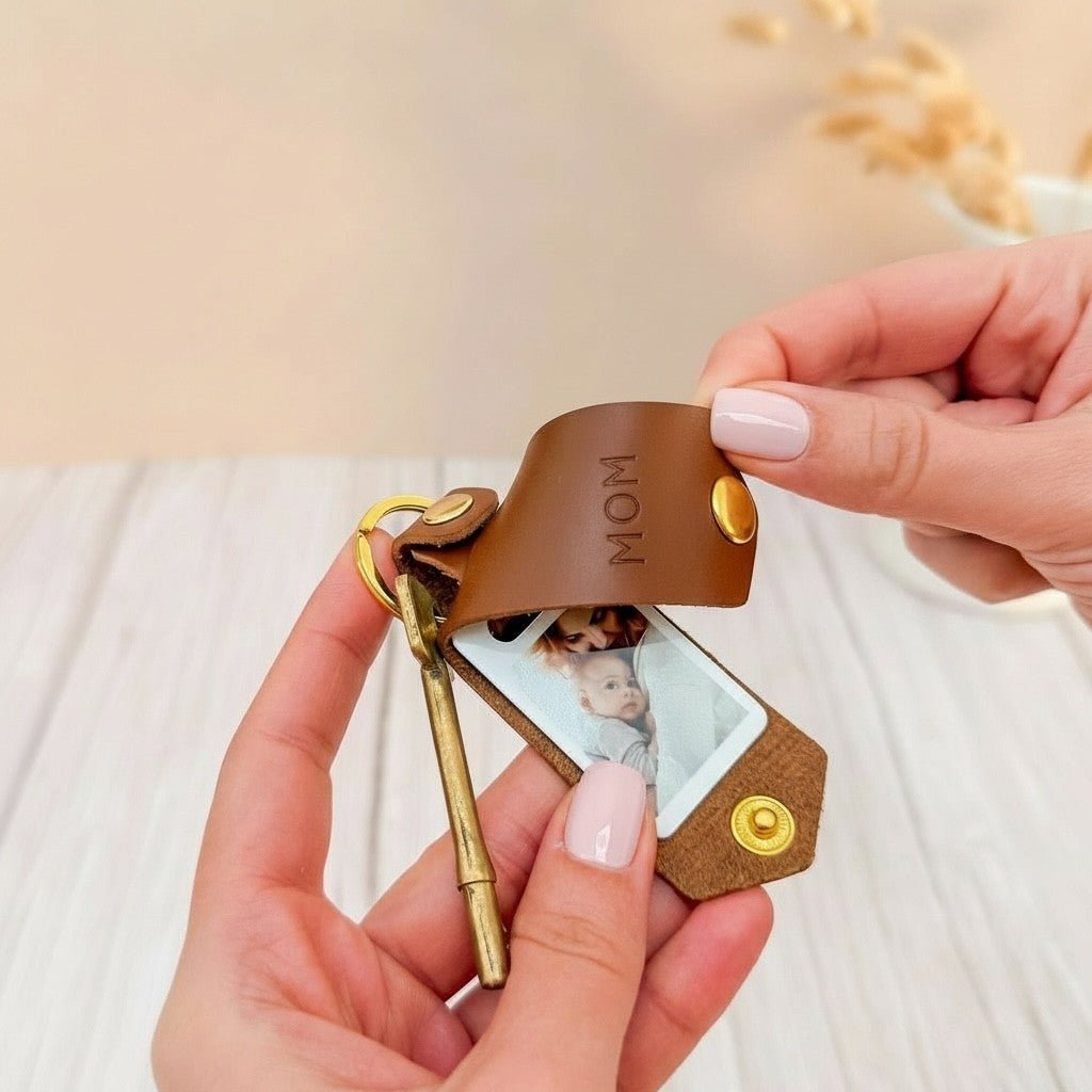 Photo Keyring for Mom, Mother's day Birthday Gift for Her. Mint PU Leather Keychain