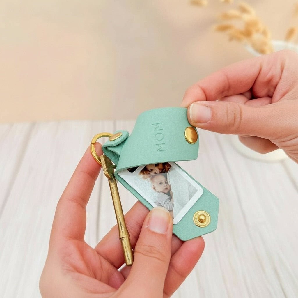 Photo Keyring for Mom, Mother's day Birthday Gift for Her. Mint PU Leather Keychain